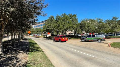 fort bend gas leak|Fort Bend County gas leak: University Boulevard。